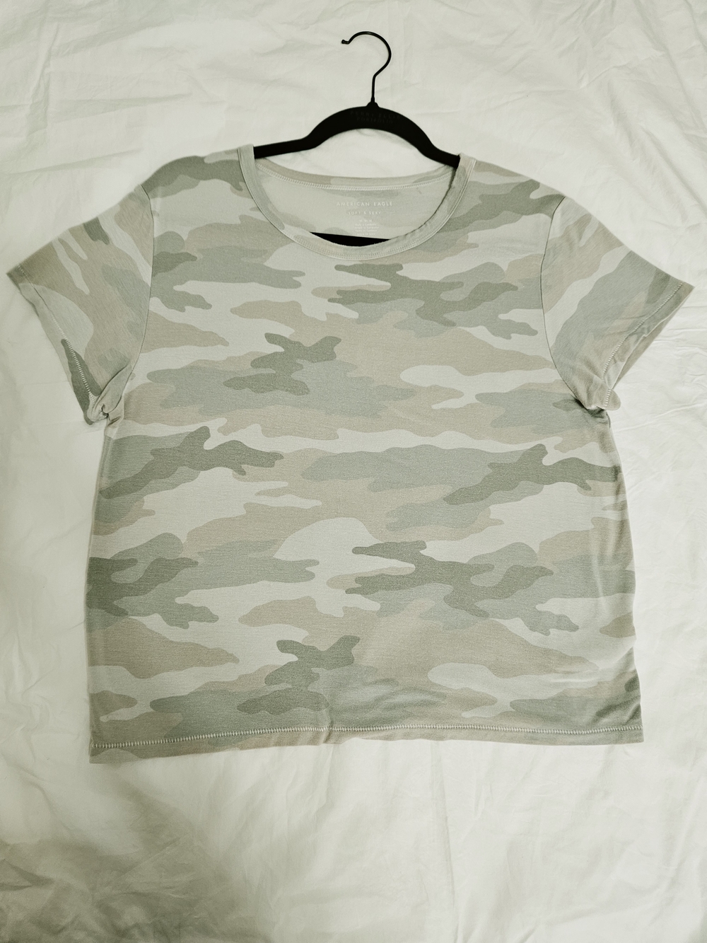 American Eagle Soft & Camo Tee ,size M...women's